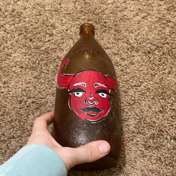 Hand painted glass bottle - Picture 3 of 5